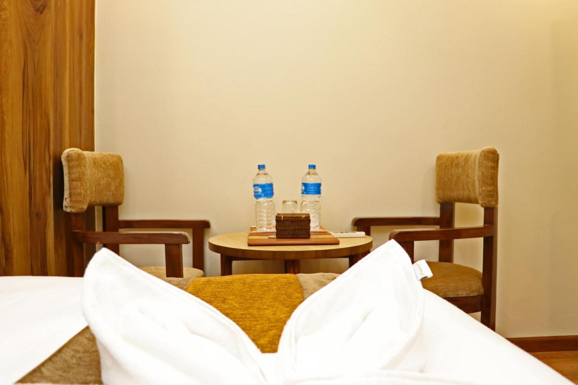 Hotel Airport Gurkha Kathmandu Luaran gambar